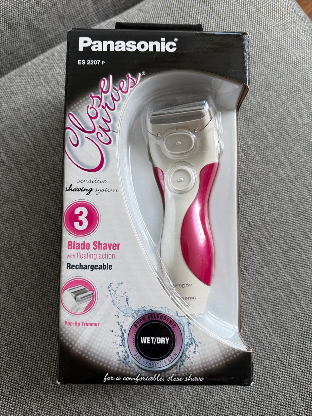 Brand New! Panasonic Close Curves Women's Rechargeable Shaver — White & Pink